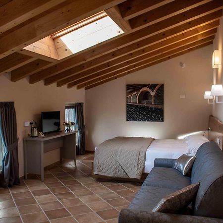 Agriturismo Relais La Casina Cavriana エクステリア 写真