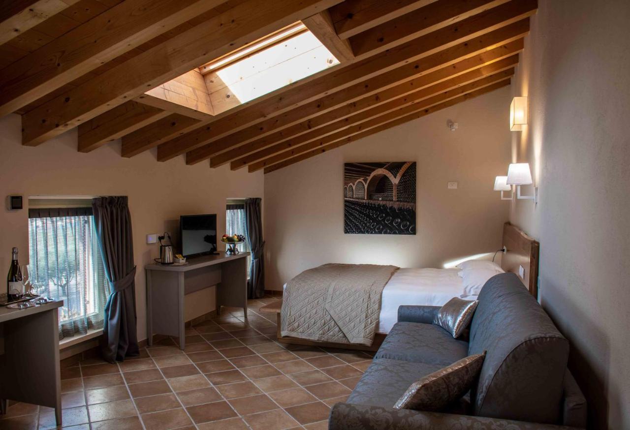 Agriturismo Relais La Casina Cavriana エクステリア 写真